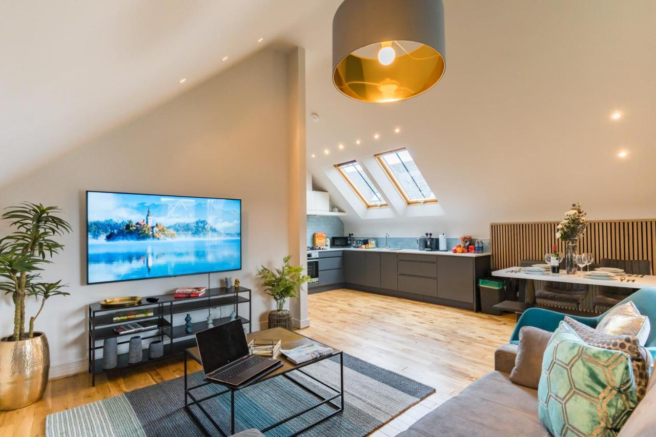 Oakfield Premier Apartments - Fast Wifi - 5 Mins City Centre Cardiff Esterno foto