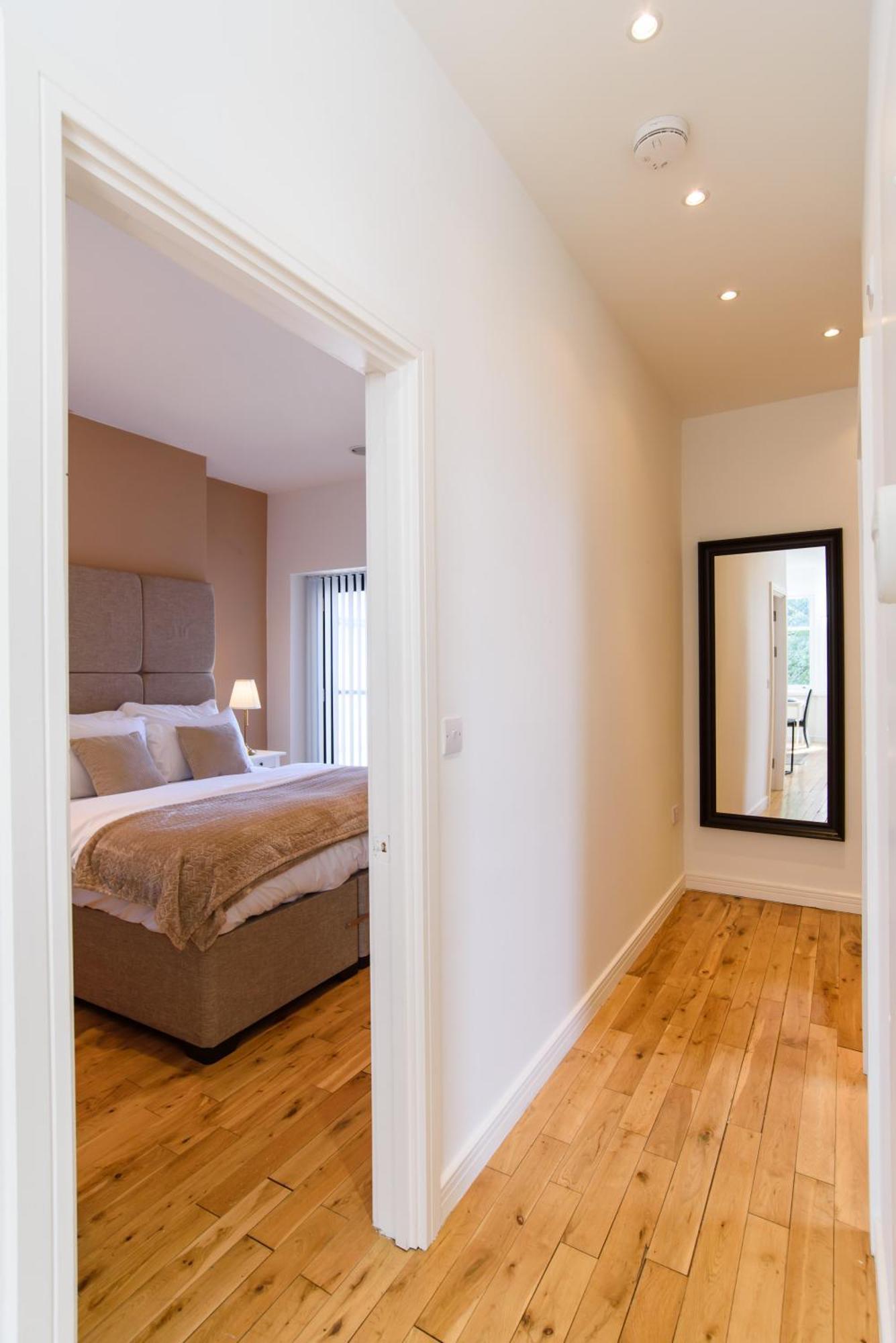 Oakfield Premier Apartments - Fast Wifi - 5 Mins City Centre Cardiff Camera foto