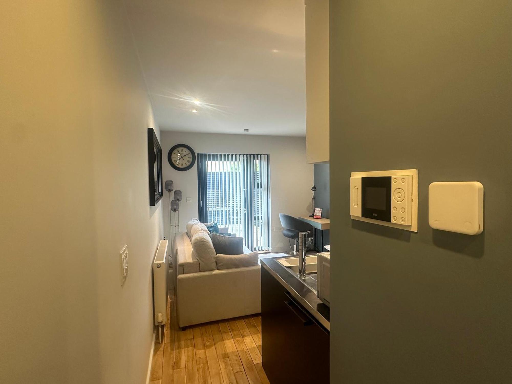 Oakfield Premier Apartments - Fast Wifi - 5 Mins City Centre Cardiff Camera foto